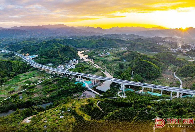 water95639_692da26da41c9.jpg water95639_692da26da41c9.jpg